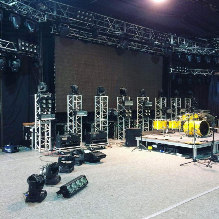 Polo 8.20ft bandas Totem Truss